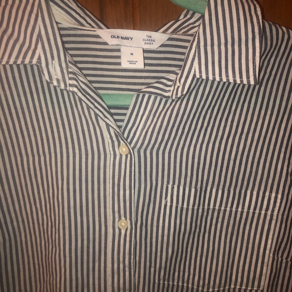 Button down blouse - Picture 3 of 3